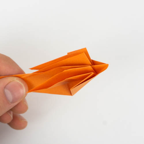Origami Fisch falten - Schritt 26